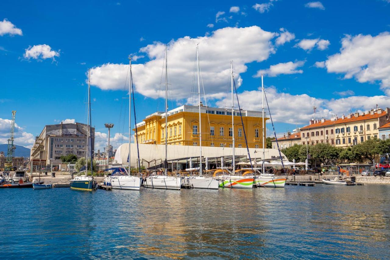 Appartamento Apartman Altamar Fiume Esterno foto